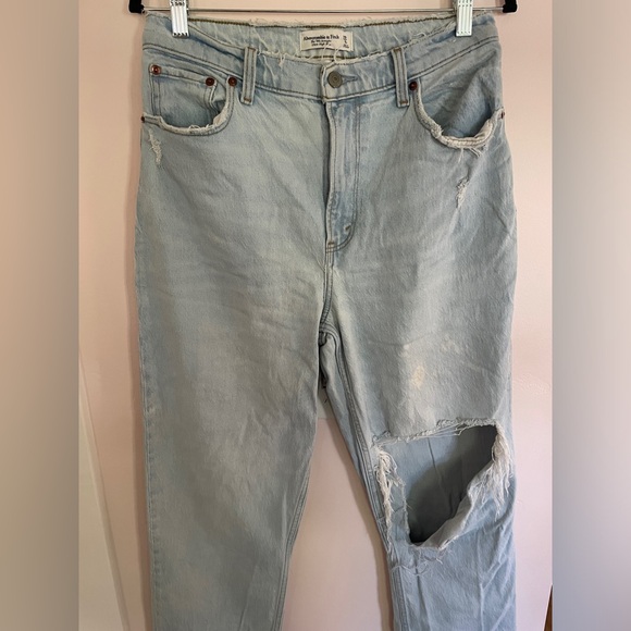 Abercrombie & Fitch - The 90s Straight Ultra High Rise - CURVE LOVE - 8/29 - Picture 4 of 9